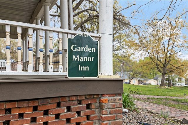 731 W 12th Street, Trenton, MO 64683