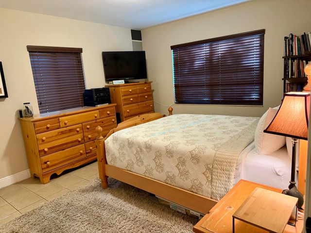 140 S CYPRESS Road 111, Pompano Beach, FL 33060