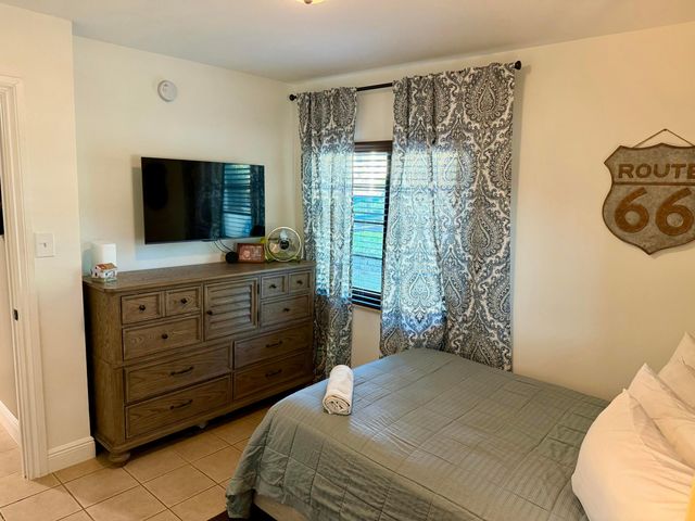 140 S CYPRESS Road 111, Pompano Beach, FL 33060