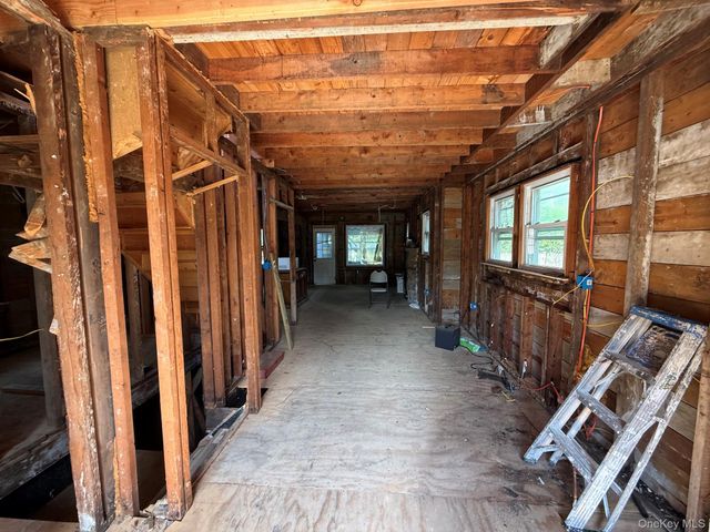1014 Washington Drive, Centerport, NY 11721