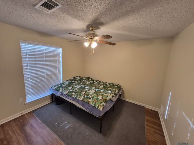 910 Angee Dr, Denham Springs, LA 70726