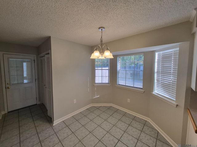 910 Angee Dr, Denham Springs, LA 70726