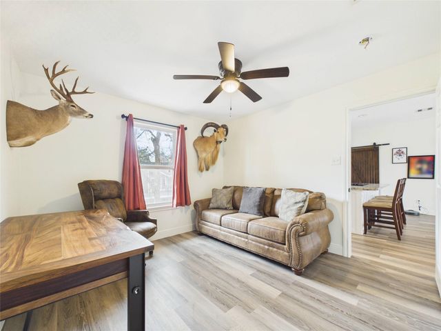 4506 Linninger Lane, Dickinson, TX 77539