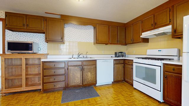 55 Cyprus Road, South Dennis, MA 02660