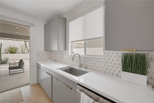 9789 Twilight Moon Avenue, Las Vegas, NV 89148