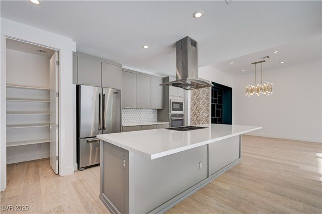 9789 Twilight Moon Avenue, Las Vegas, NV 89148