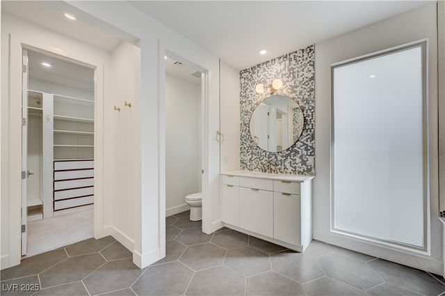 9789 Twilight Moon Avenue, Las Vegas, NV 89148