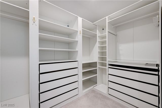 9789 Twilight Moon Avenue, Las Vegas, NV 89148