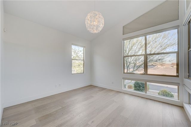 9789 Twilight Moon Avenue, Las Vegas, NV 89148