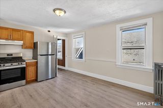 34 Bristol Street 3, West Haven, CT 06516