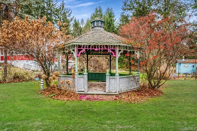 703 Butts Hollow Road, Dover Plains, NY 12522