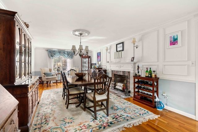 12 Inverness Cir, Boxford, MA 01921