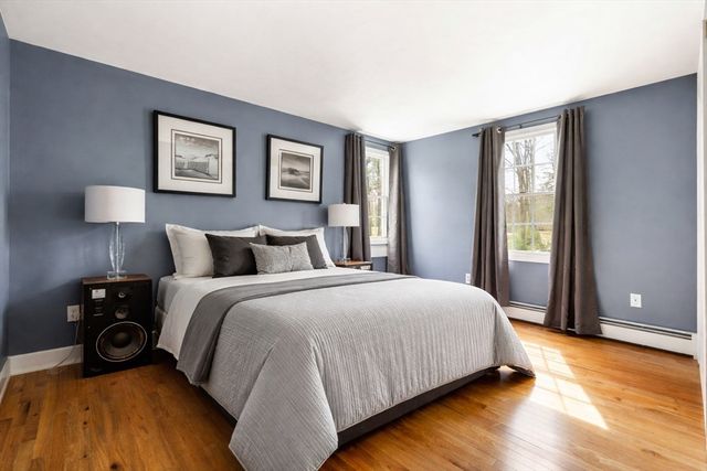 12 Inverness Cir, Boxford, MA 01921