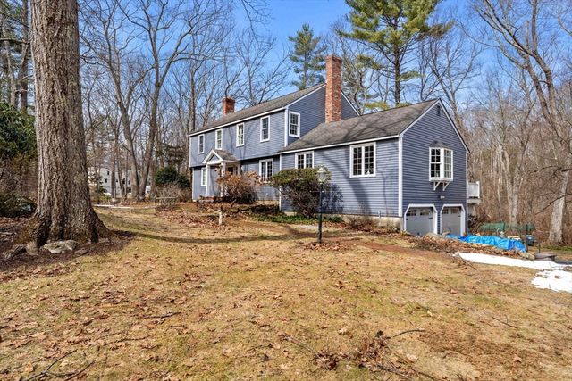 12 Inverness Cir, Boxford, MA 01921