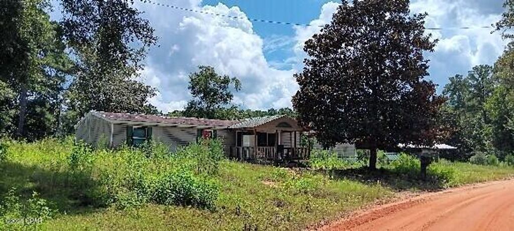 2006 Posey Acres Road, Chipley, FL 32428