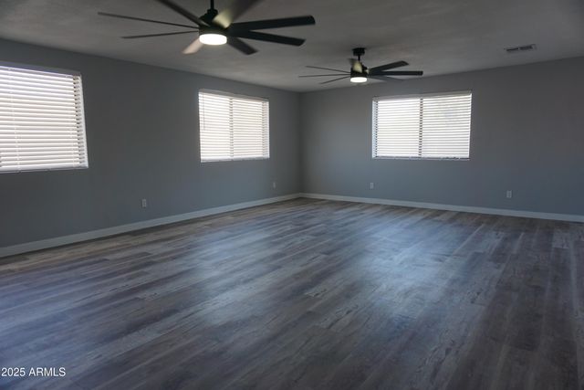 7044 W CAMERON Drive, Peoria, AZ 85345