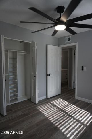 7044 W CAMERON Drive, Peoria, AZ 85345