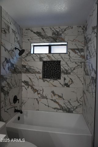 7044 W CAMERON Drive, Peoria, AZ 85345