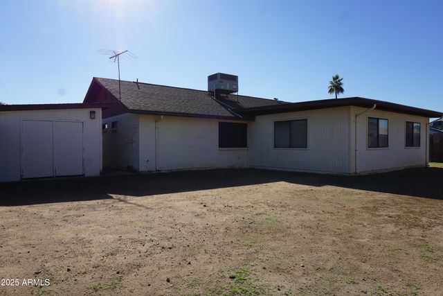 7044 W CAMERON Drive, Peoria, AZ 85345