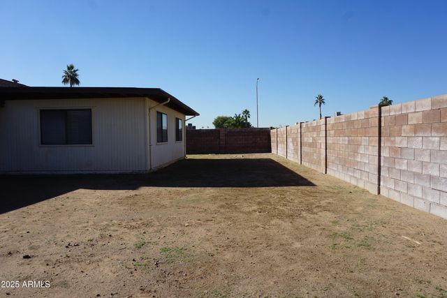 7044 W CAMERON Drive, Peoria, AZ 85345