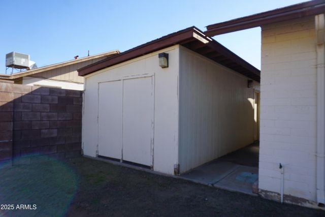 7044 W CAMERON Drive, Peoria, AZ 85345