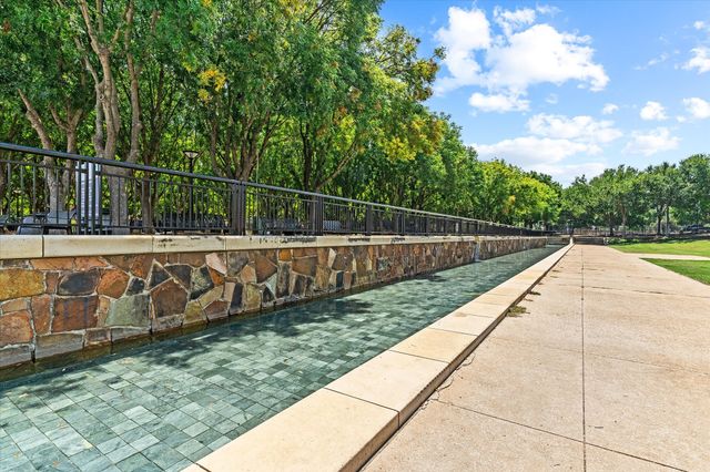 4080 Oak Circle, Addison, TX 75001