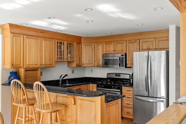 103 Canal St, Marshfield, MA 02050