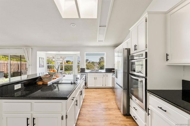 16502 Shady Oaks Dr, Ramona, CA 92065