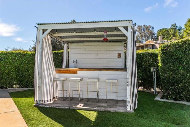 16502 Shady Oaks Dr, Ramona, CA 92065