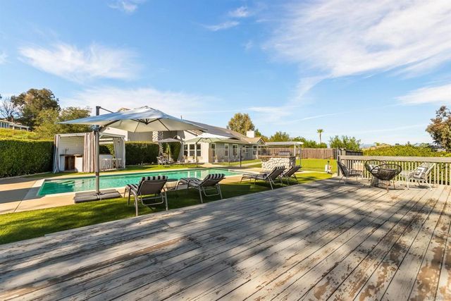 16502 Shady Oaks Dr, Ramona, CA 92065