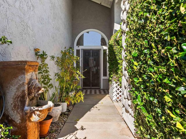 16502 Shady Oaks Dr, Ramona, CA 92065