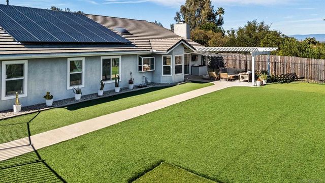 16502 Shady Oaks Dr, Ramona, CA 92065