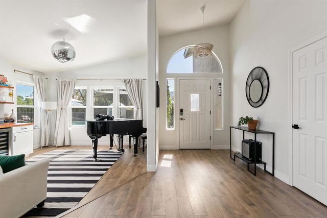 16502 Shady Oaks Dr, Ramona, CA 92065