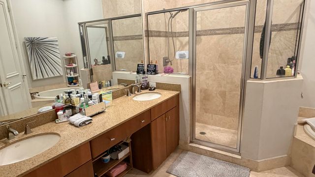 210 NE 69th Circle, Boca Raton, FL 33487