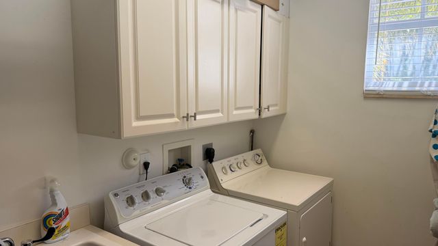 210 NE 69th Circle, Boca Raton, FL 33487