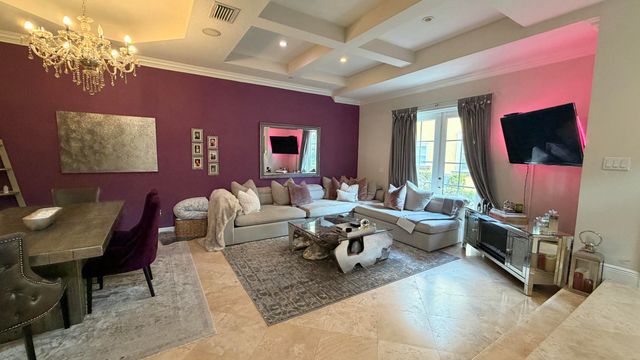 210 NE 69th Circle, Boca Raton, FL 33487