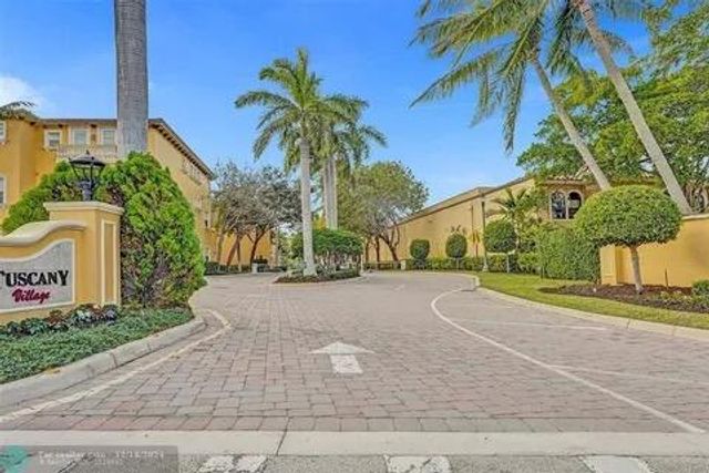 210 NE 69th Circle, Boca Raton, FL 33487