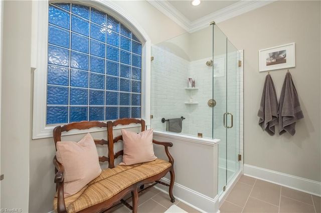 5584 Foxgate Circle, Winston-salem, NC 27106