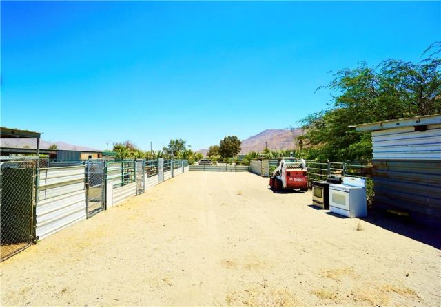 14993 Broadway, Cabazon, CA 92230