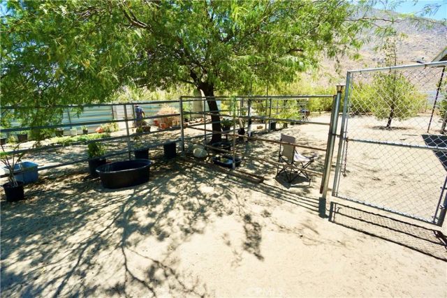 14993 Broadway, Cabazon, CA 92230
