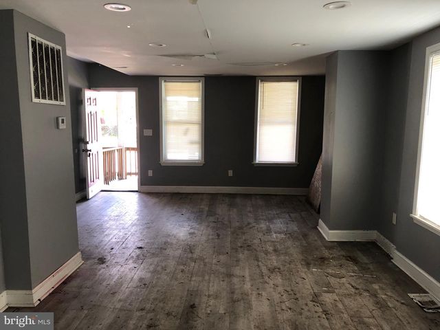3516 HAYWARD AVE, Baltimore, MD 21215
