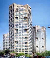 7004 Boulevard East 11 L, Guttenberg, NJ 07093