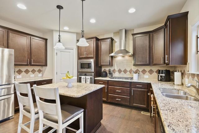 274 Lakestone Parkway, Woodstock, GA 30188