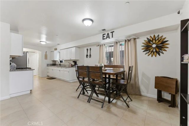 321 111 place, Los Angeles, CA 90061