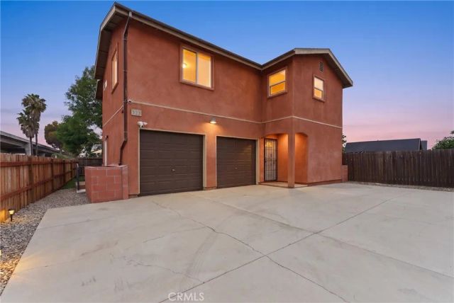 321 111 place, Los Angeles, CA 90061