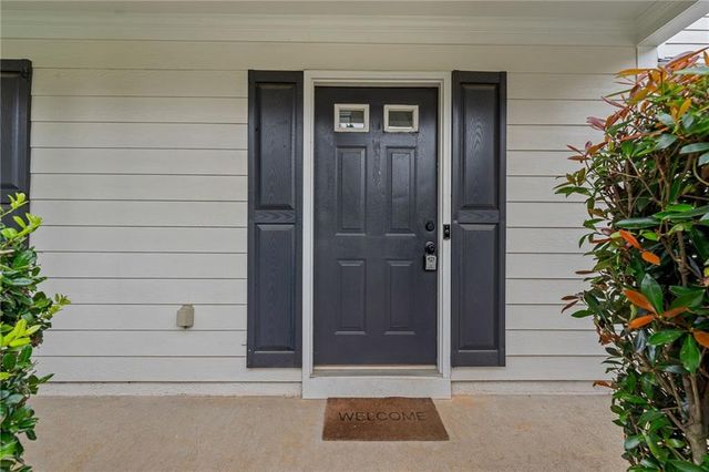 370 Manor Glen Drive, Suwanee, GA 30024