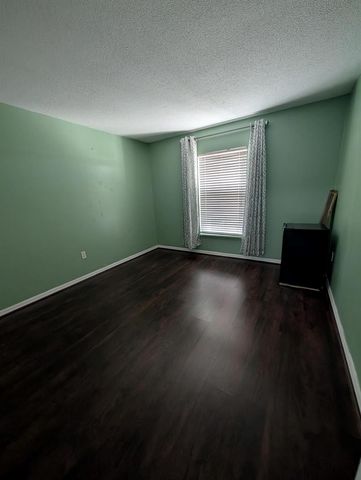 531 SW Bradshaw Circle, Port St. Lucie, FL 34953