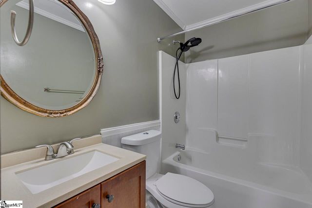 22 Crossvine Way, Simpsonville, SC 29680