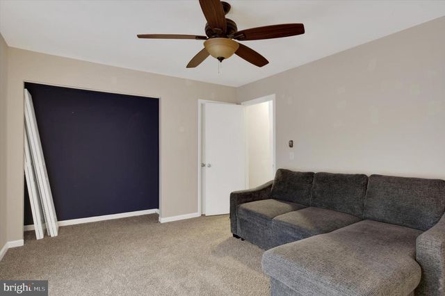 5586 EDSEL ST, Harrisburg, PA 17109