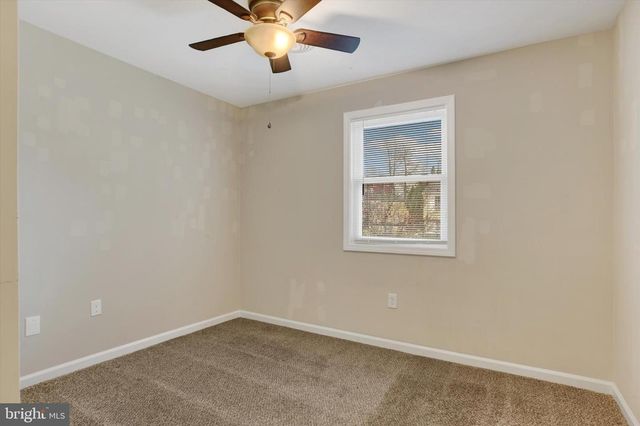 5586 EDSEL ST, Harrisburg, PA 17109